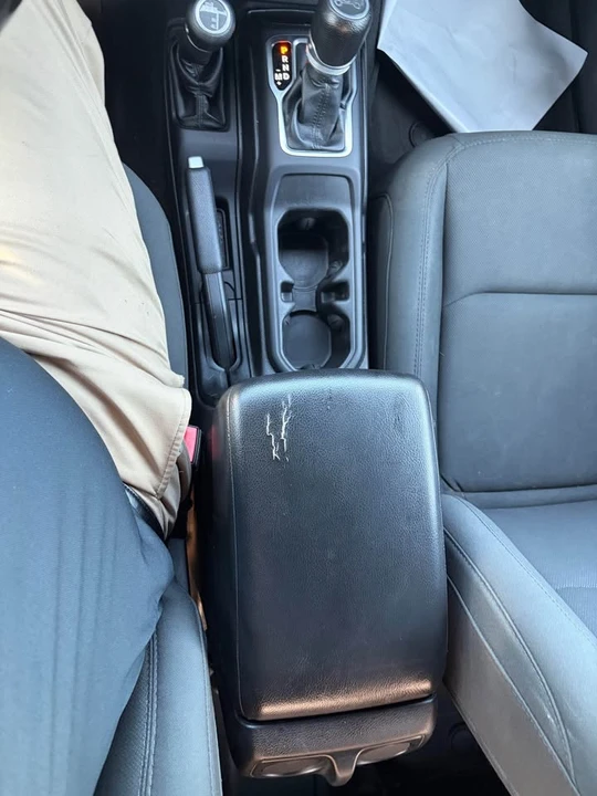 2019 Jeep JL Wrangler - Image 15 of 16