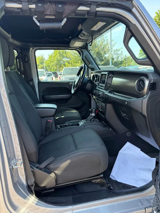 2019 Jeep JL Wrangler - Image 3 of 16