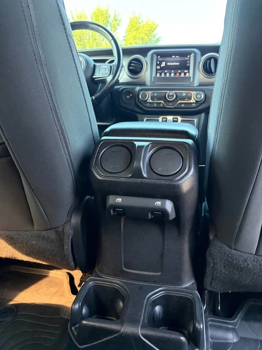 2019 Jeep JL Wrangler - Image 5 of 16