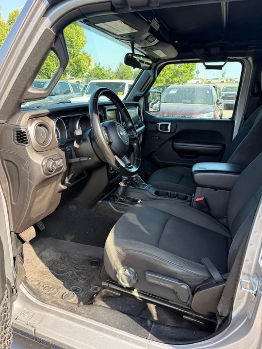 2019 Jeep JL Wrangler - Image 10 of 16