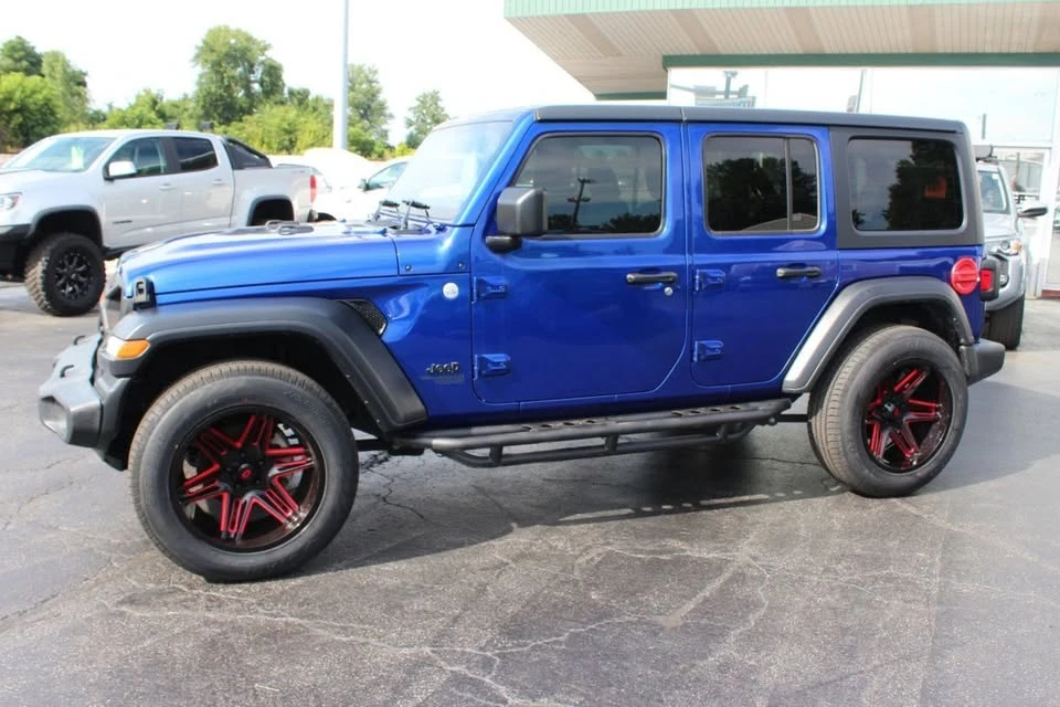 2019 Jeep JL Wrangler - Image 3 of 20