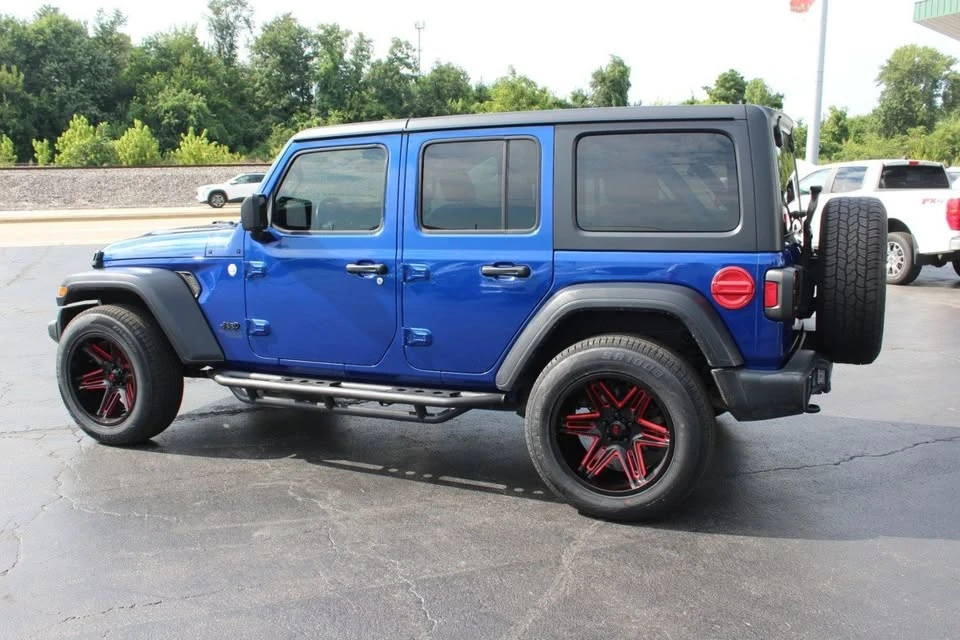 2019 Jeep JL Wrangler - Image 5 of 20