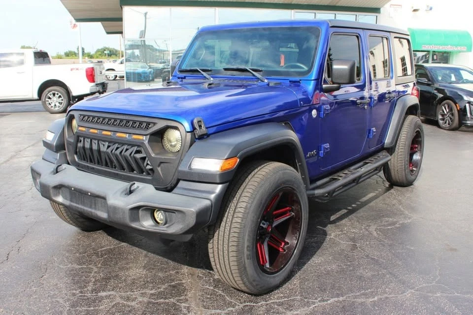 2019 Jeep JL Wrangler - Image 2 of 20