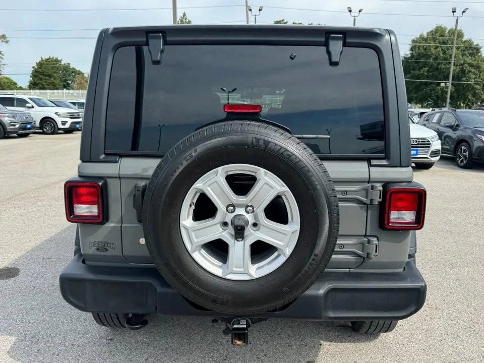 2019 Jeep JL Wrangler - Image 4 of 20