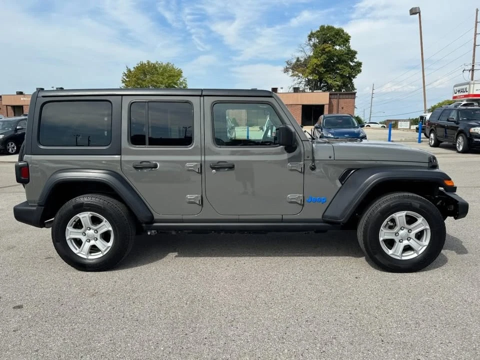 2019 Jeep JL Wrangler - Image 2 of 20