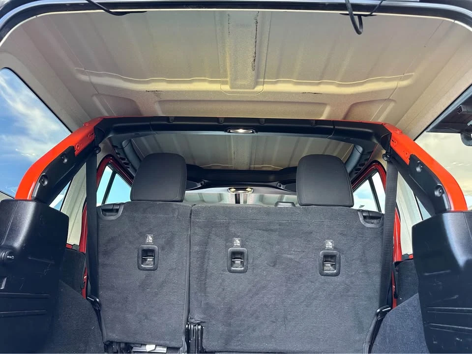 2019 Jeep JL Wrangler - Image 13 of 20