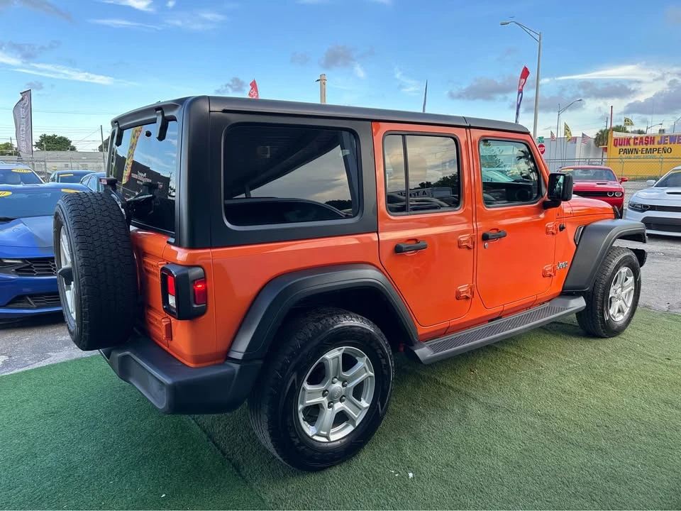2019 Jeep JL Wrangler - Image 5 of 20