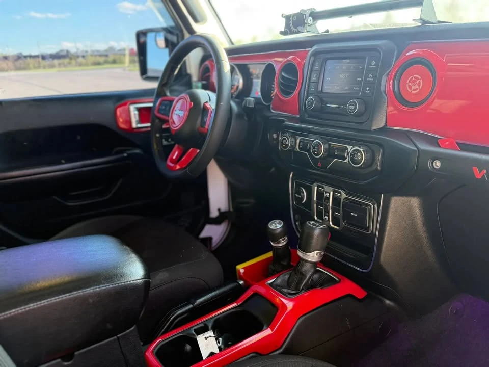 2019 Jeep JL Wrangler - Image 16 of 19