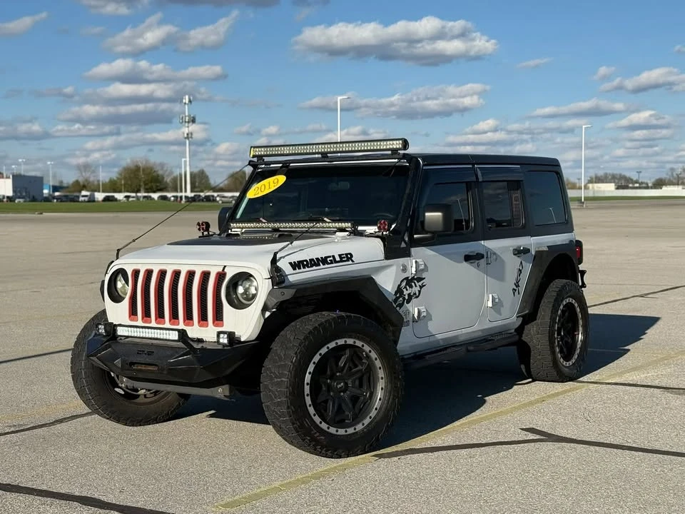 2019 Jeep JL Wrangler - Image 4 of 19
