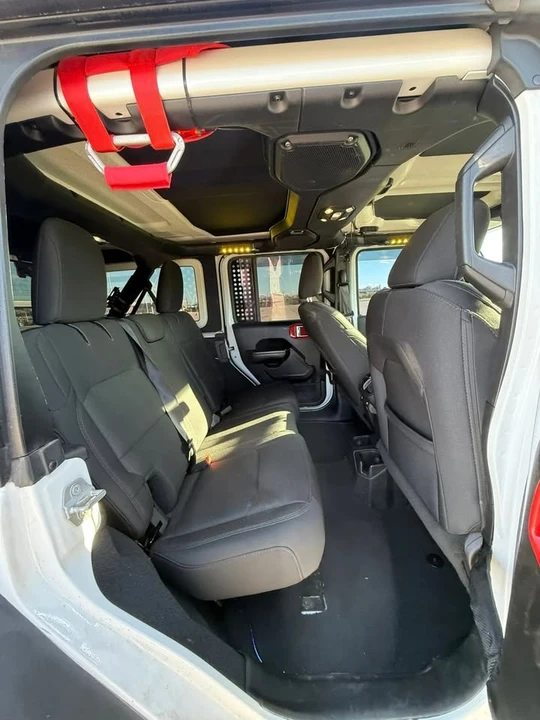2019 Jeep JL Wrangler - Image 15 of 19