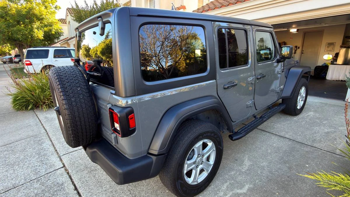 2019 Jeep JL Wrangler - Image 4 of 11