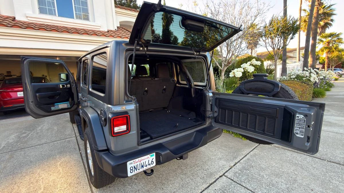 2019 Jeep JL Wrangler - Image 8 of 11