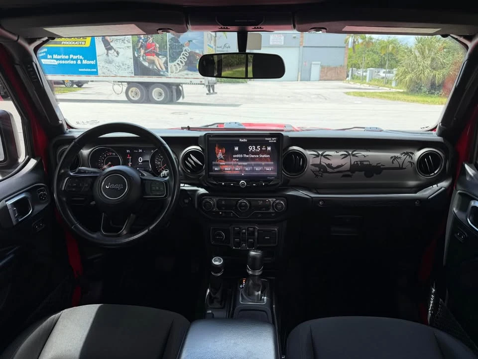 2019 Jeep JL Wrangler - Image 9 of 10
