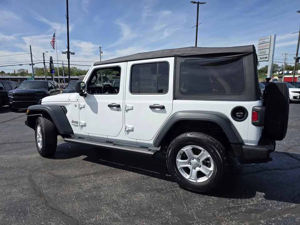 2019 Jeep JL Wrangler - Image 2 of 16