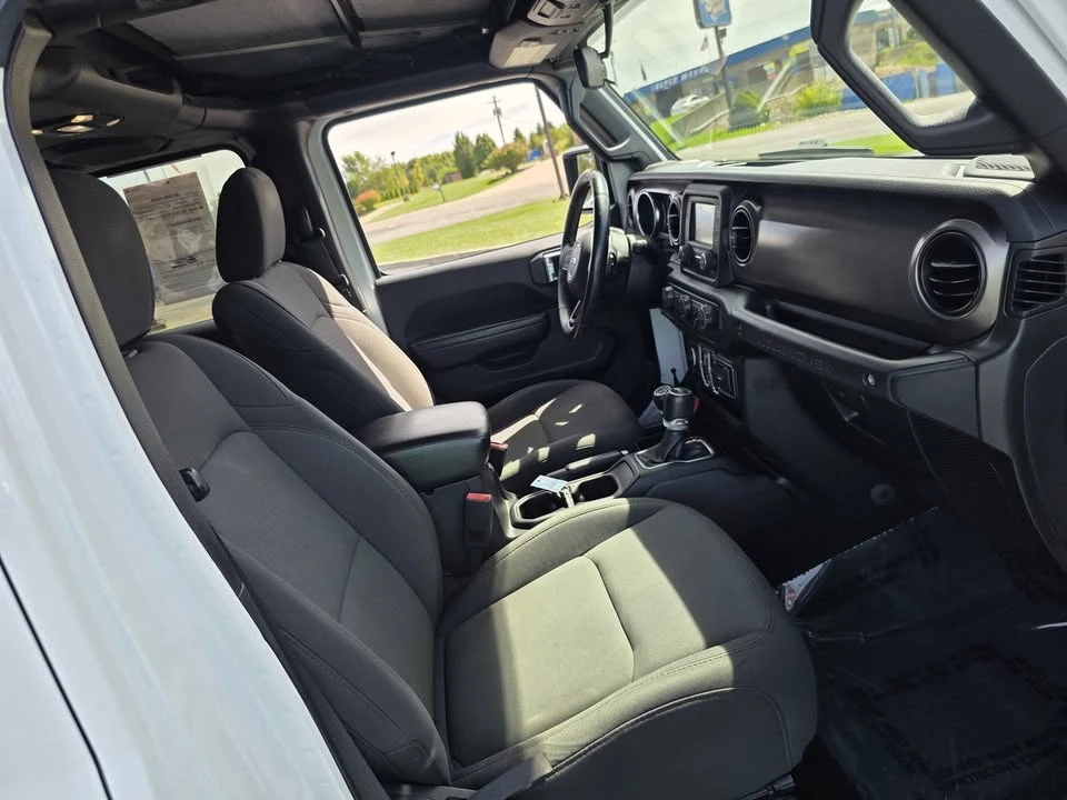 2019 Jeep JL Wrangler - Image 6 of 16