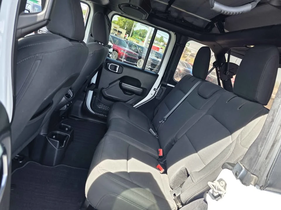 2019 Jeep JL Wrangler - Image 9 of 16
