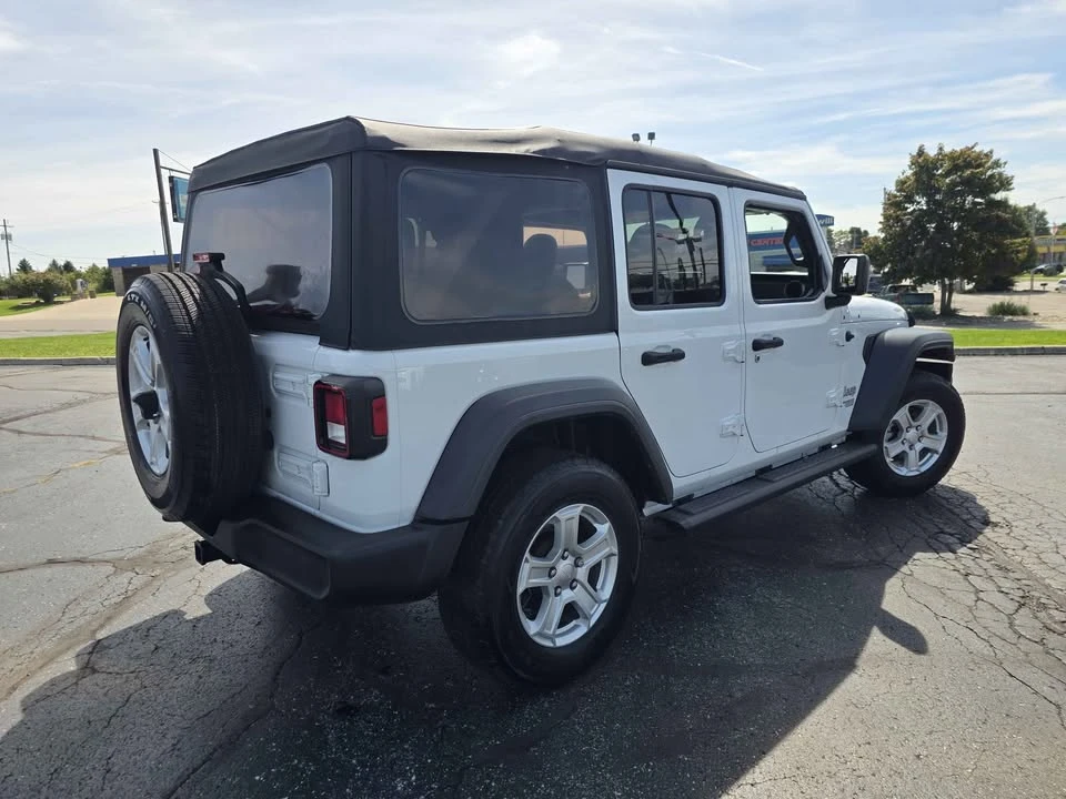 2019 Jeep JL Wrangler - Image 3 of 16