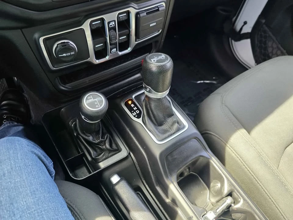 2019 Jeep JL Wrangler - Image 16 of 16
