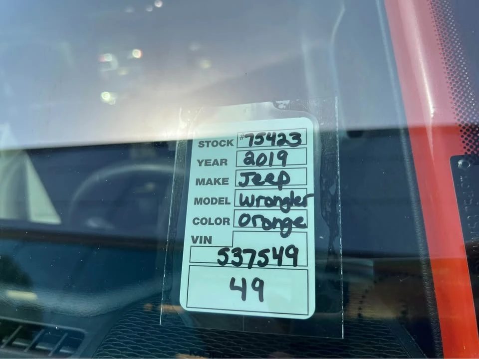 2019 Jeep JL Wrangler - Image 11 of 11