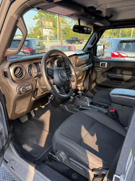 2019 Jeep JL Wrangler - Image 6 of 14