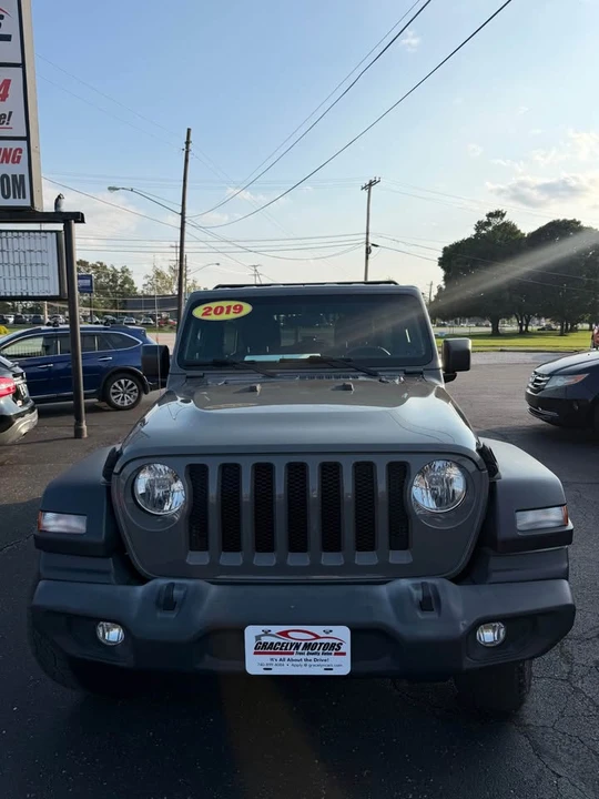 2019 Jeep JL Wrangler - Image 2 of 14