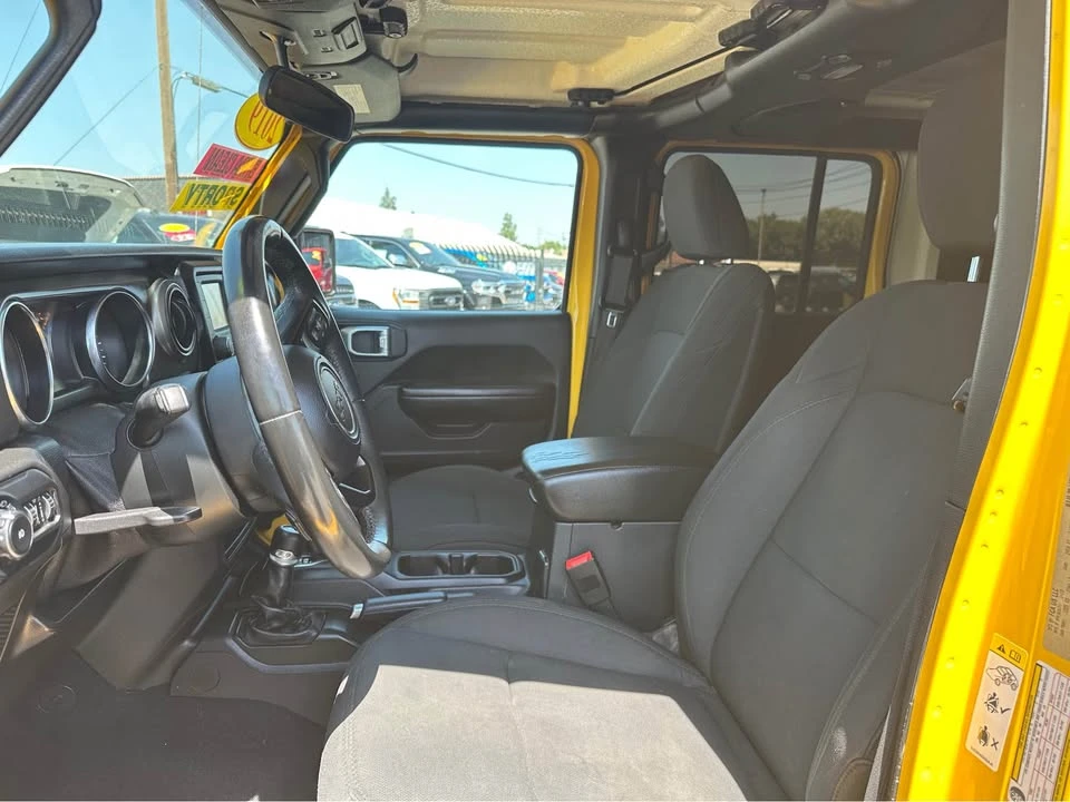 2019 Jeep JL Wrangler - Image 8 of 9