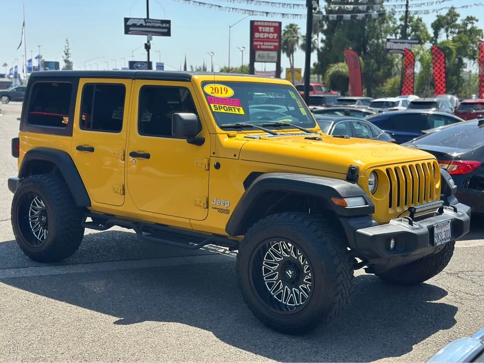2019 Jeep JL Wrangler - Image 3 of 9
