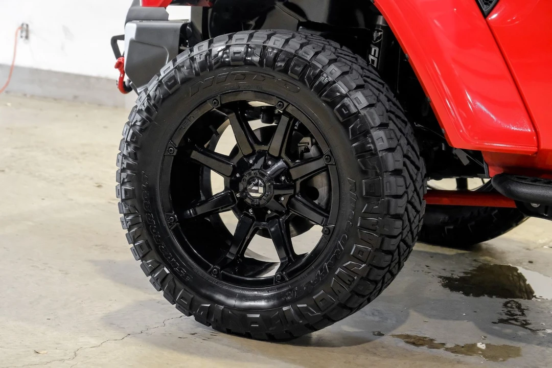 2019 Jeep JL Wrangler - Image 9 of 12