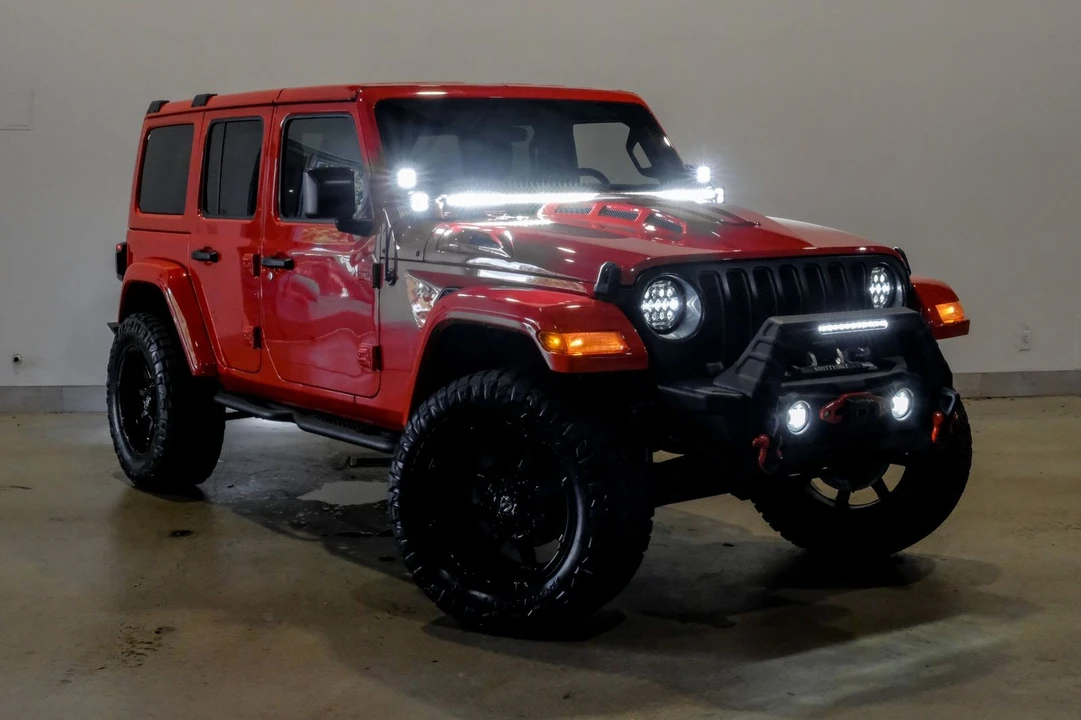 2019 Jeep JL Wrangler - Image 4 of 12