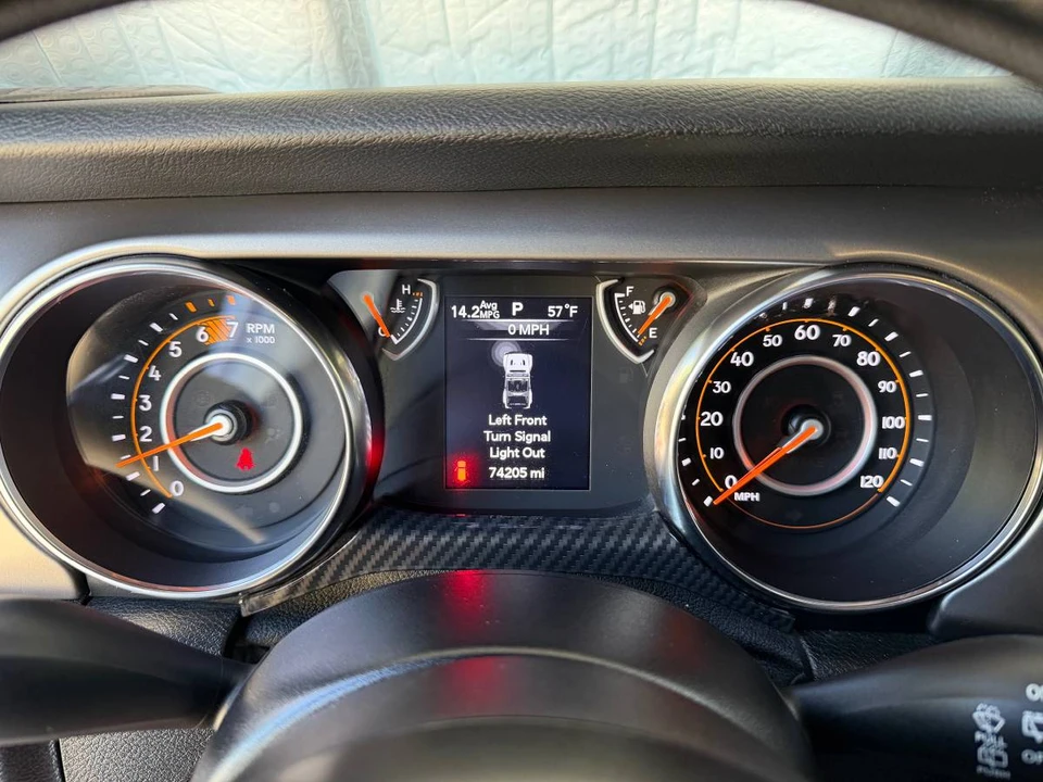 2019 Jeep JL Wrangler - Image 11 of 13