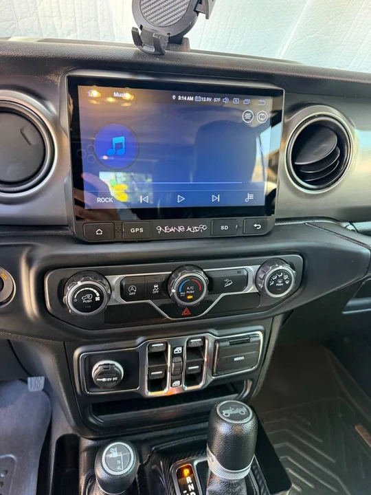 2019 Jeep JL Wrangler - Image 10 of 13
