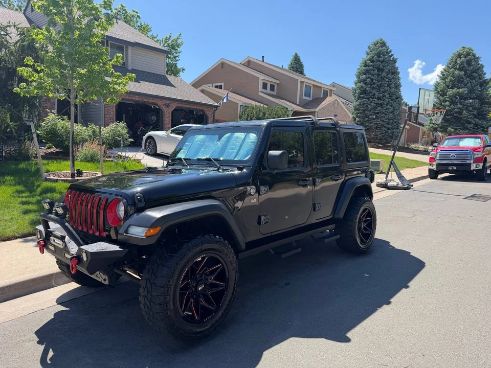 2019 Jeep JL Wrangler - Image 3 of 13
