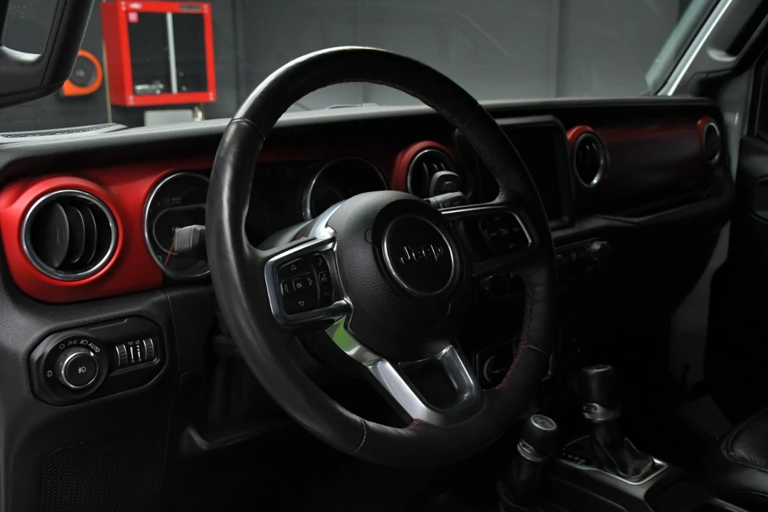 2019 Jeep JL Wrangler - Image 20 of 21