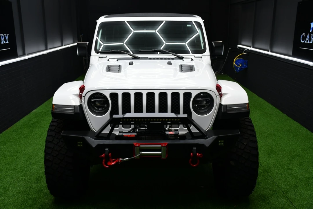 2019 Jeep JL Wrangler - Image 6 of 21