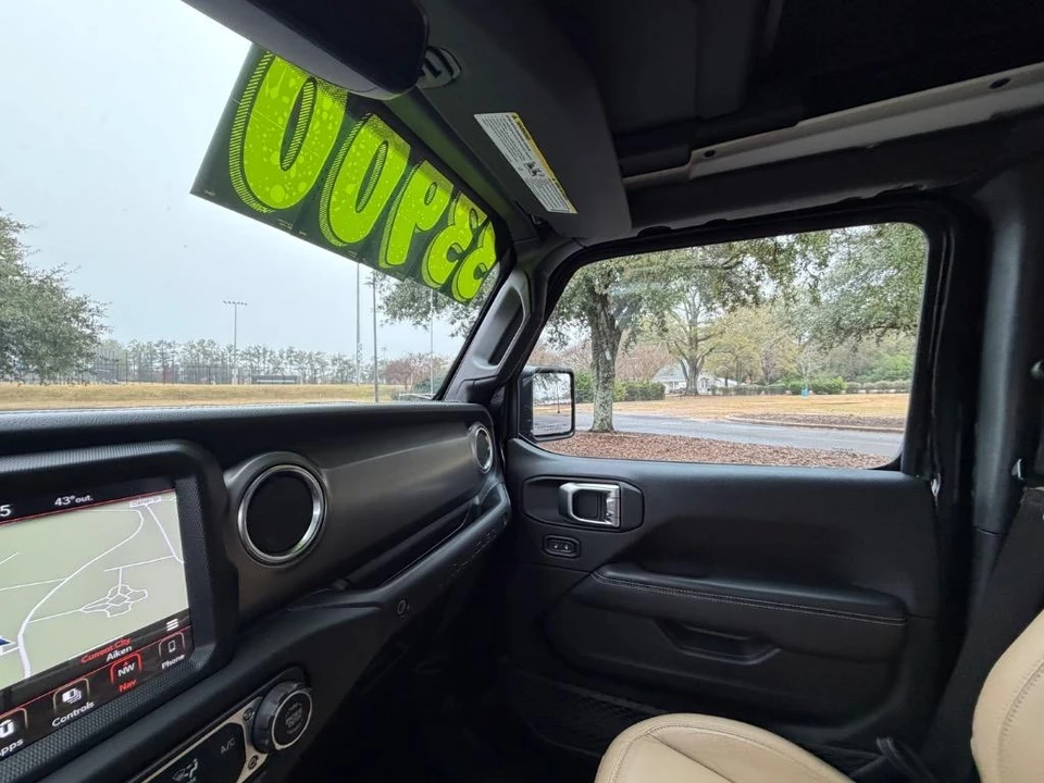 2019 Jeep JL Wrangler - Image 20 of 21