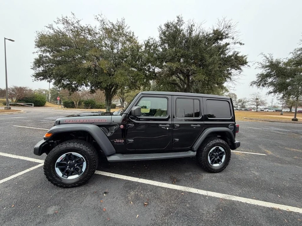 2019 Jeep JL Wrangler - Image 2 of 21