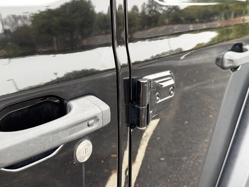 2019 Jeep JL Wrangler - Image 3 of 21
