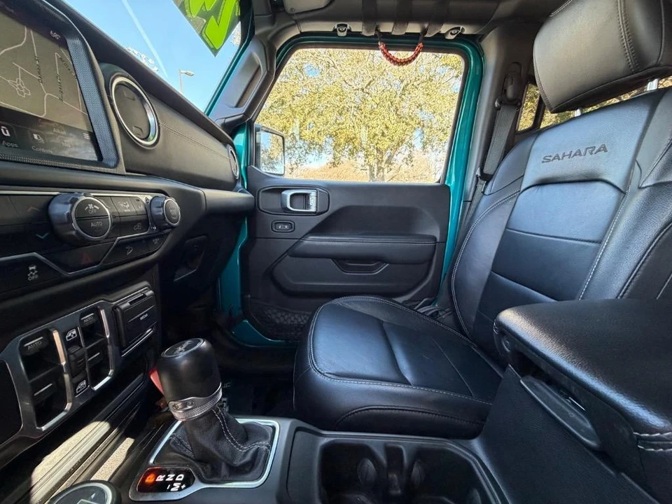 2019 Jeep JL Wrangler - Image 16 of 21