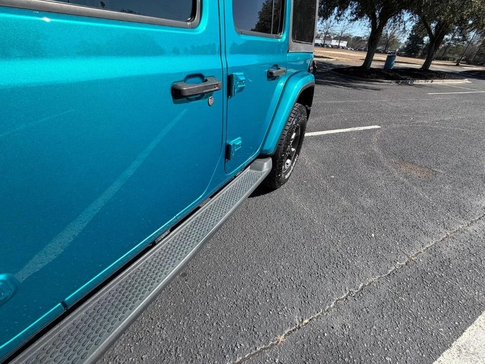 2019 Jeep JL Wrangler - Image 4 of 21
