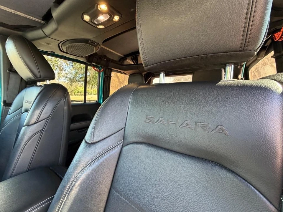 2019 Jeep JL Wrangler - Image 10 of 21