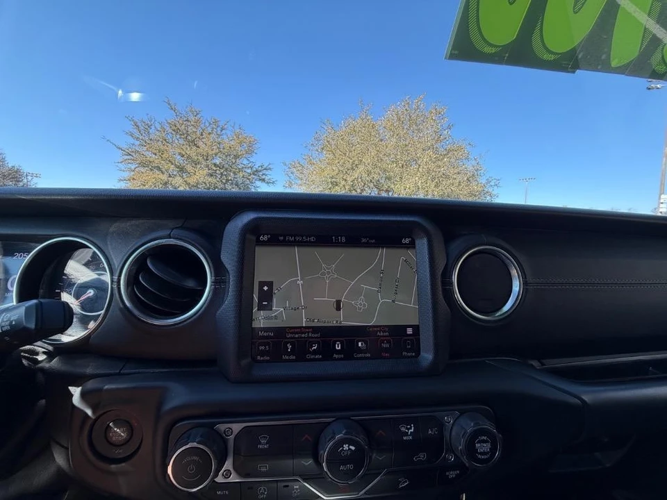 2019 Jeep JL Wrangler - Image 13 of 21
