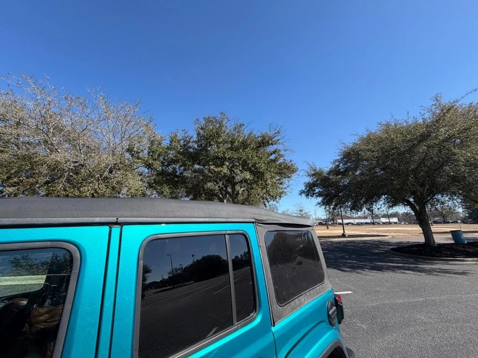 2019 Jeep JL Wrangler - Image 5 of 21