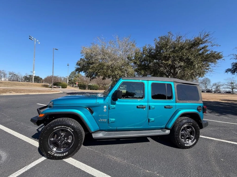 2019 Jeep JL Wrangler - Image 2 of 21