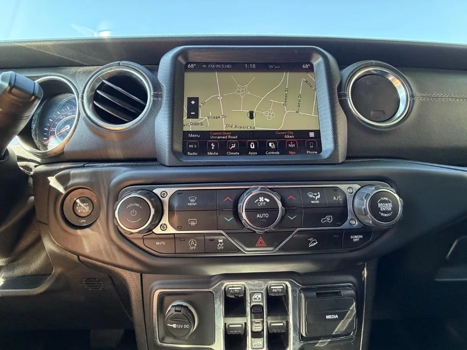 2019 Jeep JL Wrangler - Image 15 of 21