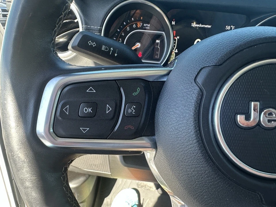 2019 Jeep JL Wrangler - Image 7 of 12