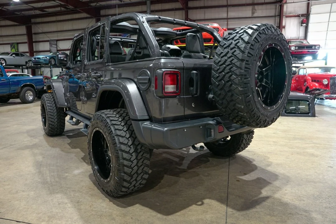 2019 Jeep JL Wrangler - Image 6 of 31