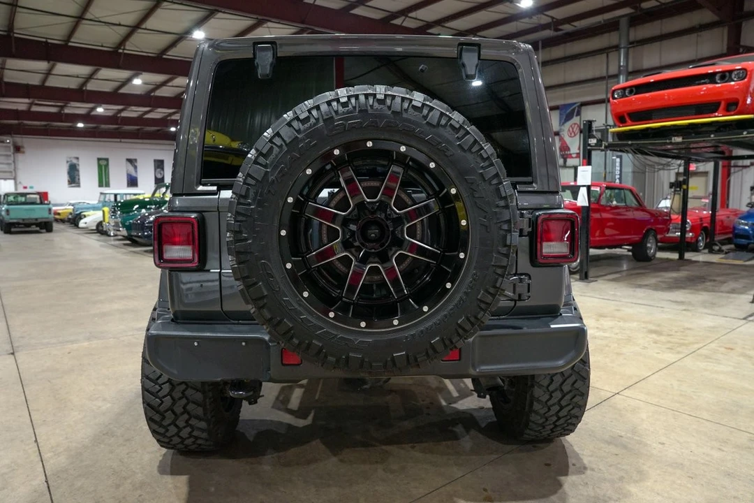 2019 Jeep JL Wrangler - Image 27 of 31