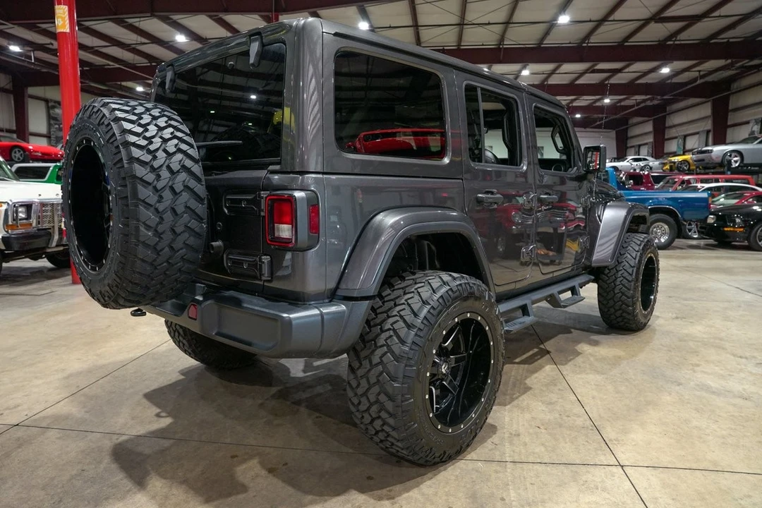 2019 Jeep JL Wrangler - Image 28 of 31