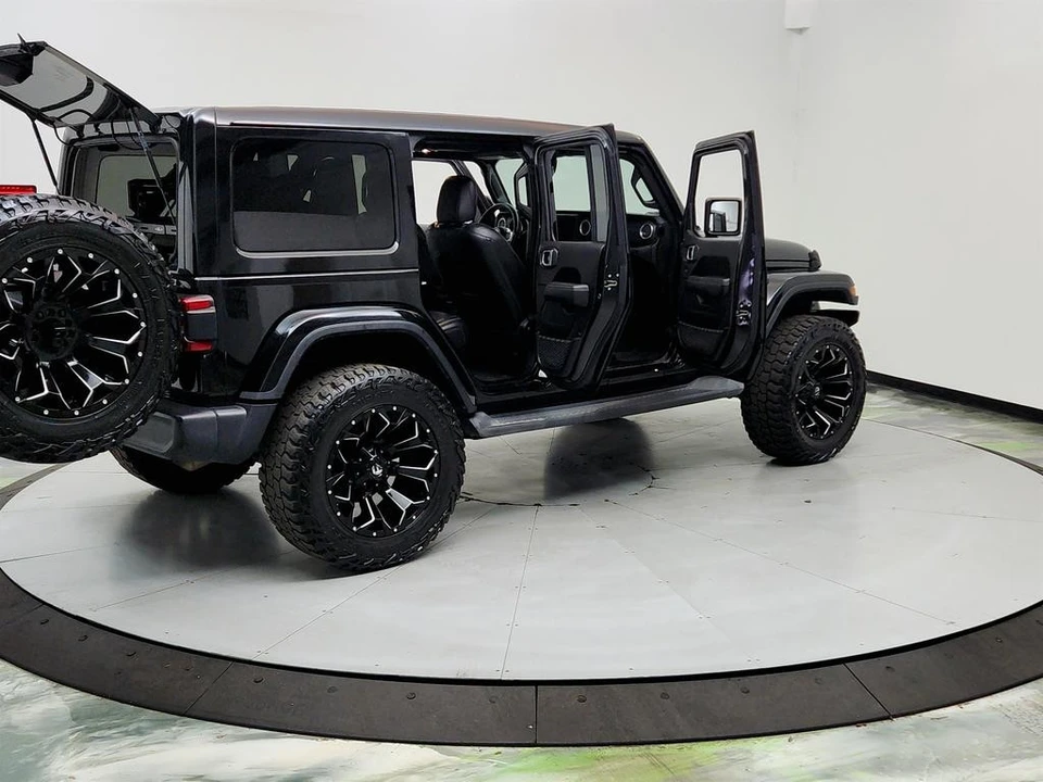 2019 Jeep JL Wrangler - Image 11 of 21