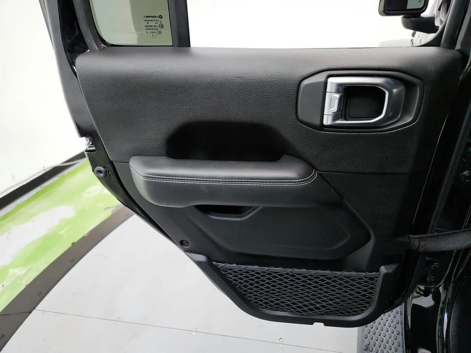 2019 Jeep JL Wrangler - Image 21 of 21